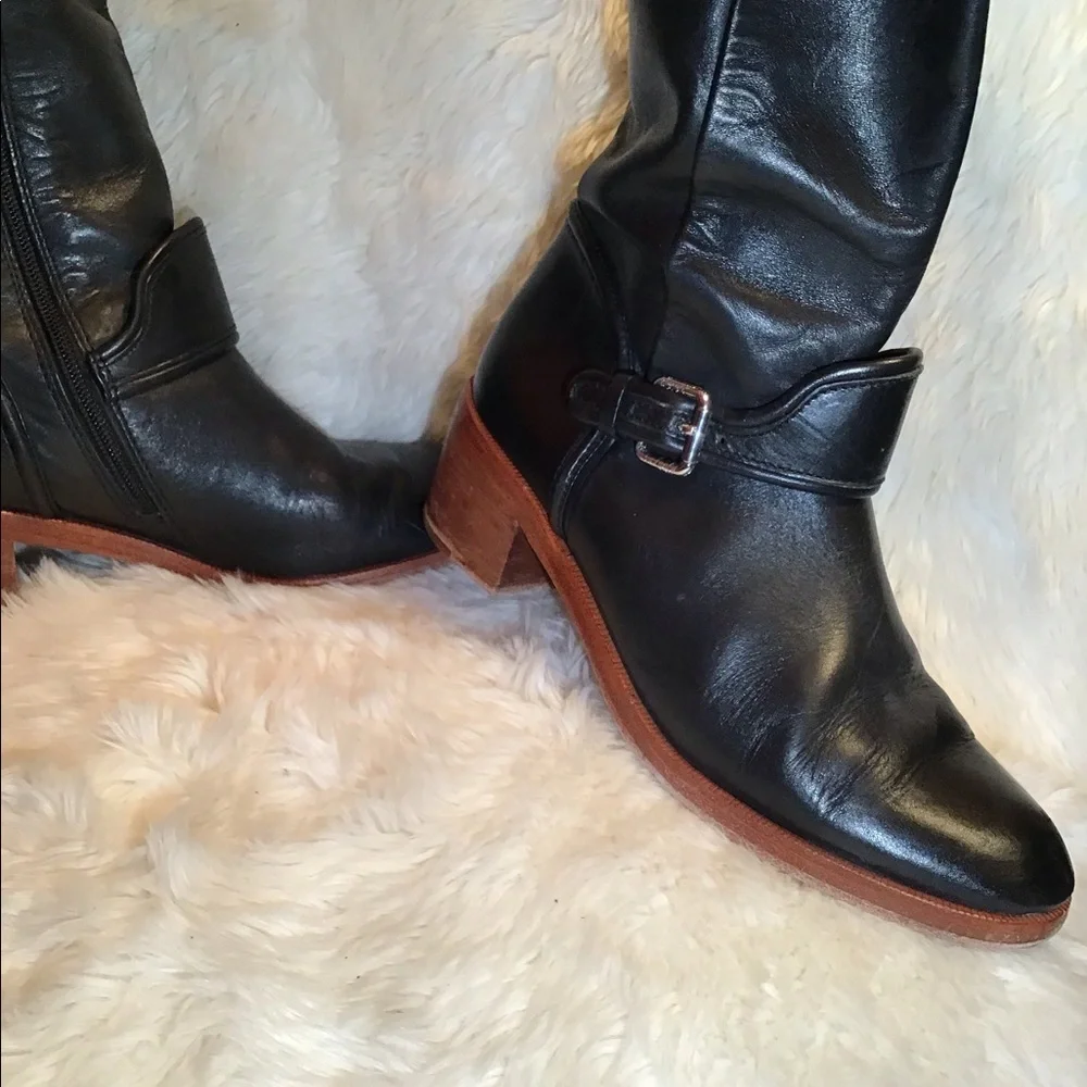 Coach Cecelia black leather riding boots size 8